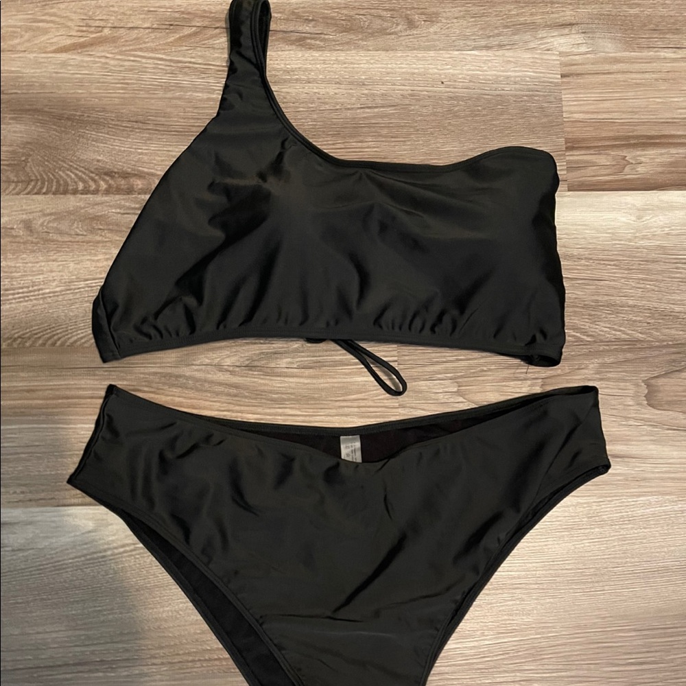 Black Shein 4x bikini
